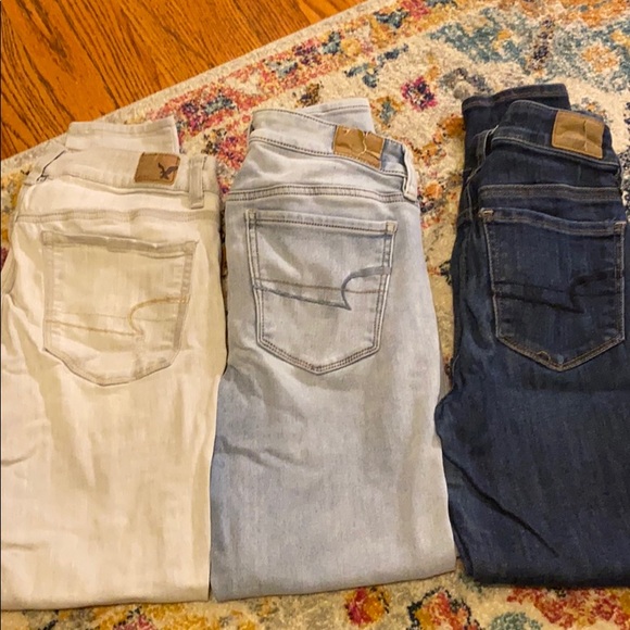 American Eagle Outfitters Denim - THREE pairs of American Eagle jeans
